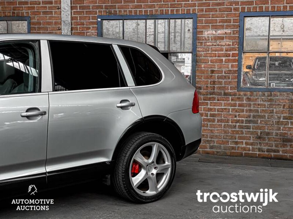 Porsche Cayenne Turbo 4.5 V8 450PS 2004 -Youngtimer-