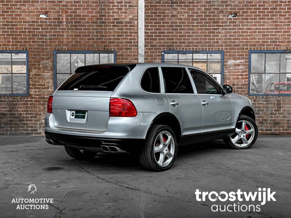 Porsche Cayenne Turbo 4.5 V8 450PS 2004 -Youngtimer-