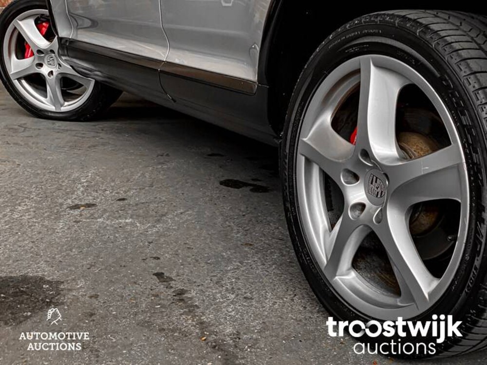 Porsche Cayenne Turbo 4.5 V8 450PS 2004 -Youngtimer-