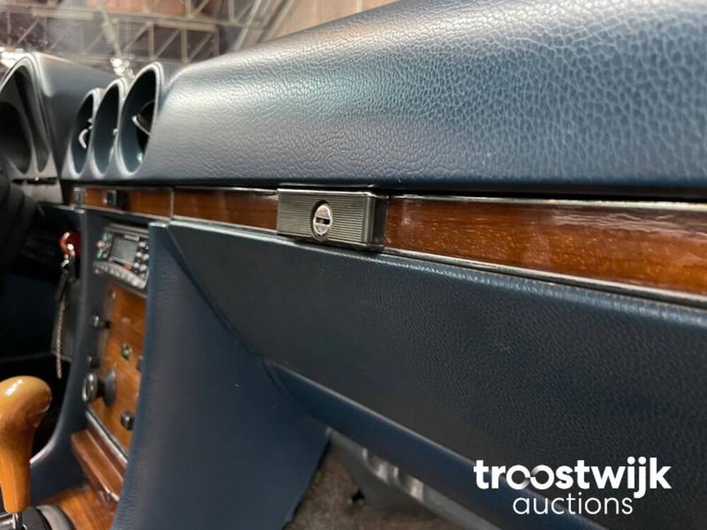 mercedes-benz 350SL R107 1972, AH-02-72