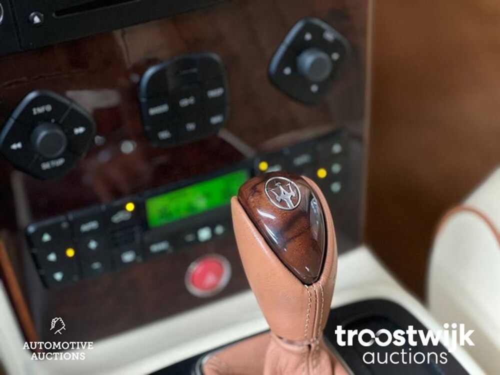 Maserati  Quattroporte 4.2 V8 Executive GT 401hp 2007 -Youngtimer-