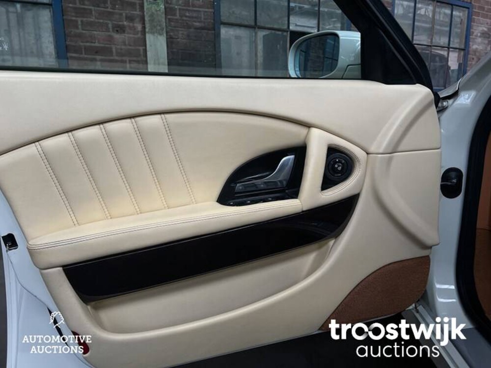 Maserati  Quattroporte 4.2 V8 Executive GT 401hp 2007 -Youngtimer-
