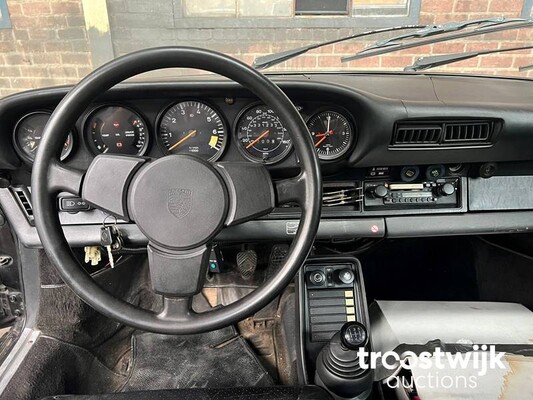 Porsche 911 Targa 3.0 SC 204hp 1983 -Youngtimer-