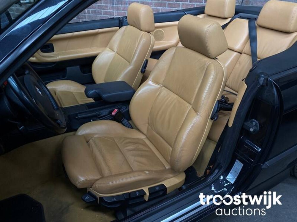 BMW 320i Executive E36 3-serie Cabrio 150pk 1998 -Orig. NL- TP-BN-25 - Youngtimer-