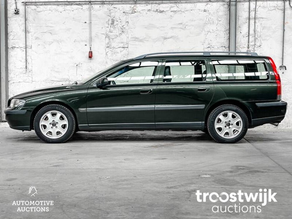Volvo V70 Comfort Line station 2.4 140 PS 2001, 40-HK-XK