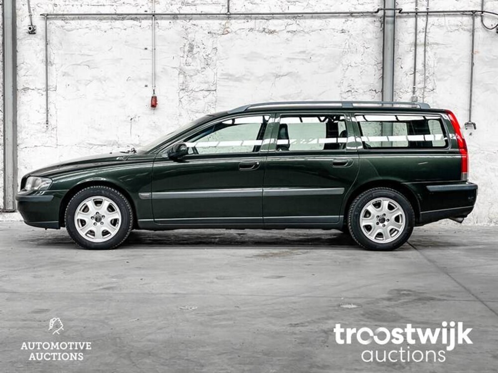 Volvo V70 Comfort Line station 2.4 140 PS 2001, 40-HK-XK