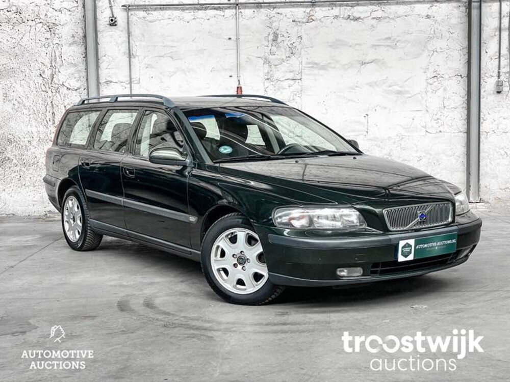 Volvo V70 Comfort Line station 2.4 140 PS 2001, 40-HK-XK