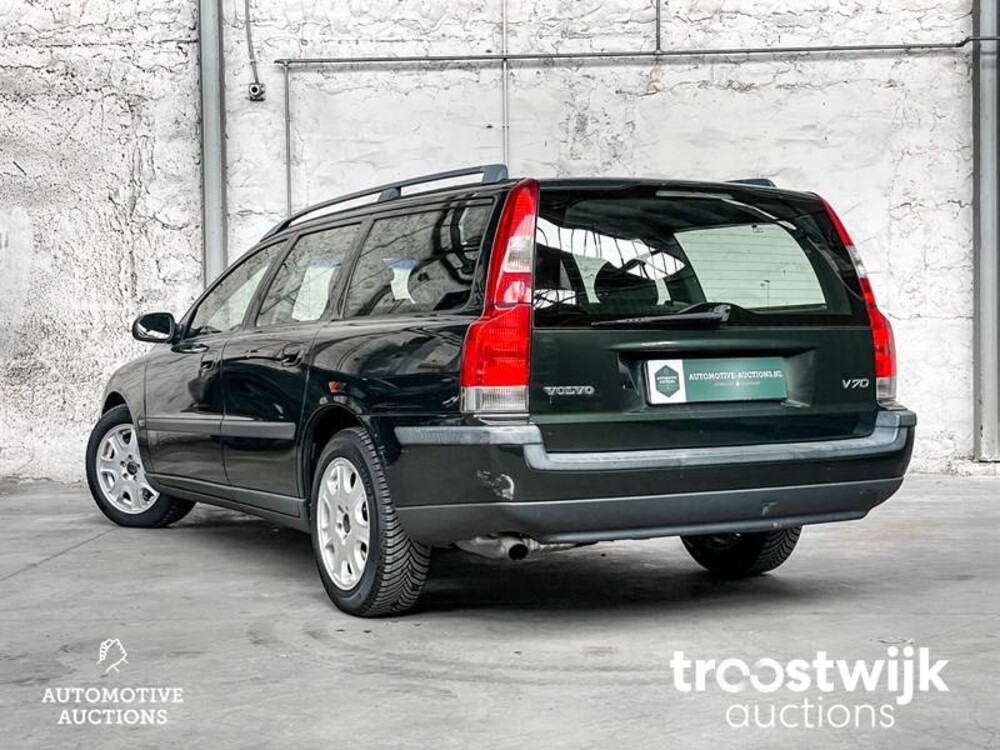 Volvo V70 Comfort Line station 2.4 140 PS 2001, 40-HK-XK
