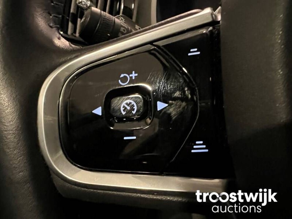 Volvo XC60 D4 Geartronic AWD Inscription 190pk 2018 -Orig. NL-, RL-821-P