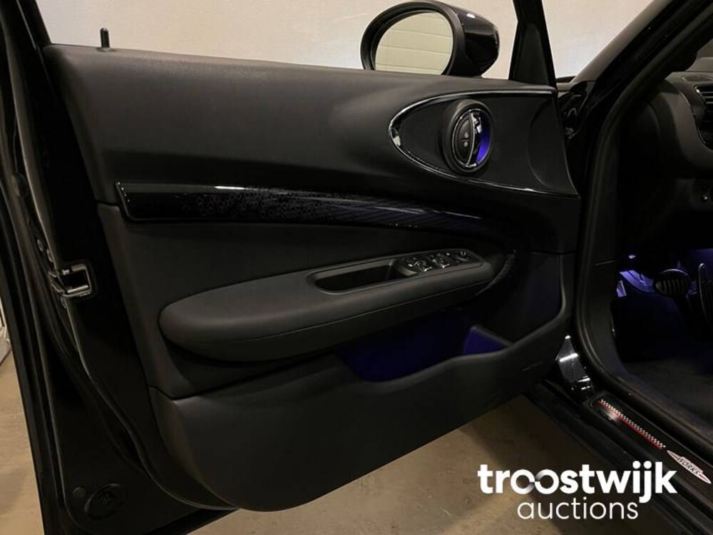 Mini Mini Clubman JCW ALL4 Chili 2.0 John Cooper Works 306pk 2020 -Orig. NL-, H-522-HN