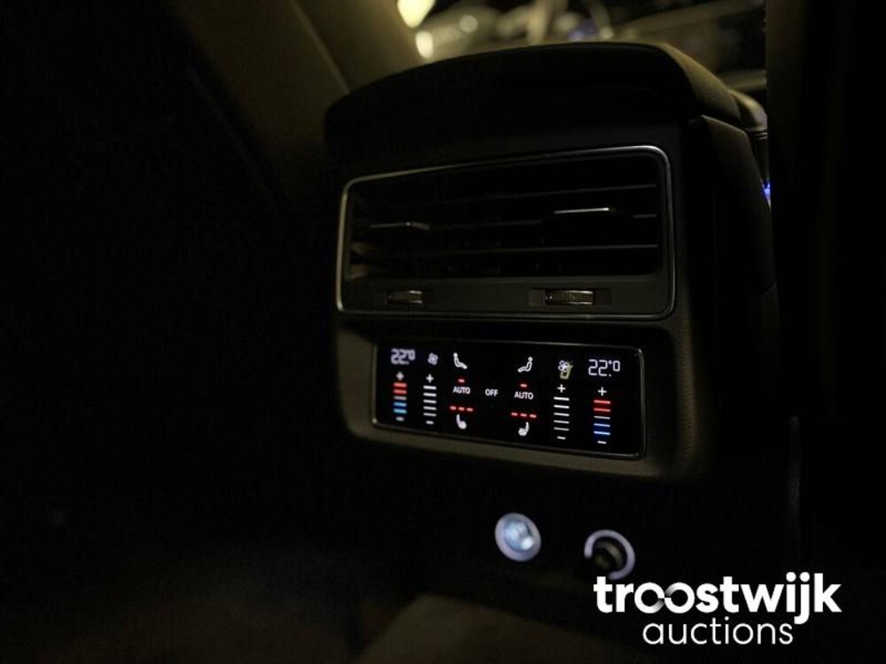 Audi Q8 50 TDI S-Line Quattro Pro Line 286pk 2019, T-583-JP