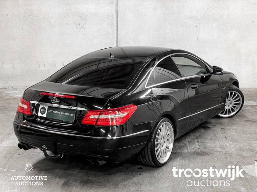 Mercedes-Benz E200 CGI Elegance Avantgarde 184pk 2010, XD-523-H