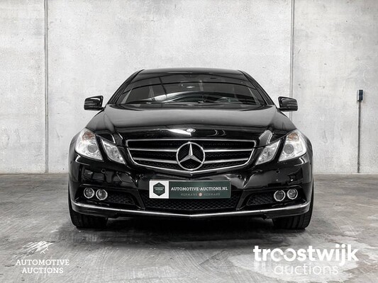 Mercedes-Benz E200 CGI Elegance Avantgarde 184PS 2010, XD-523-H