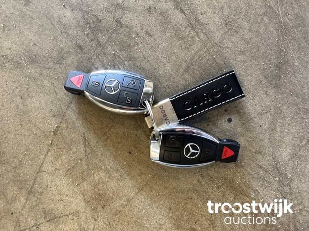 Mercedes-Benz CLK550 Elegance Cabriolet 387pk 2007, R-028-VF