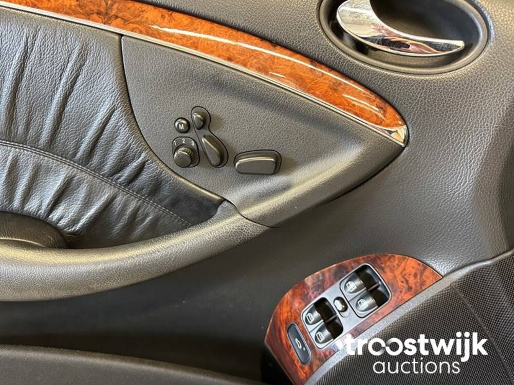 Mercedes-Benz CLK550 Elegance Cabriolet 387pk 2007, R-028-VF