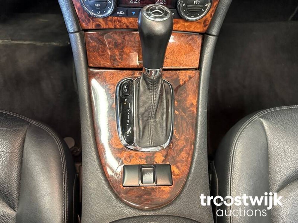 Mercedes-Benz CLK550 Elegance Cabriolet 387pk 2007, R-028-VF