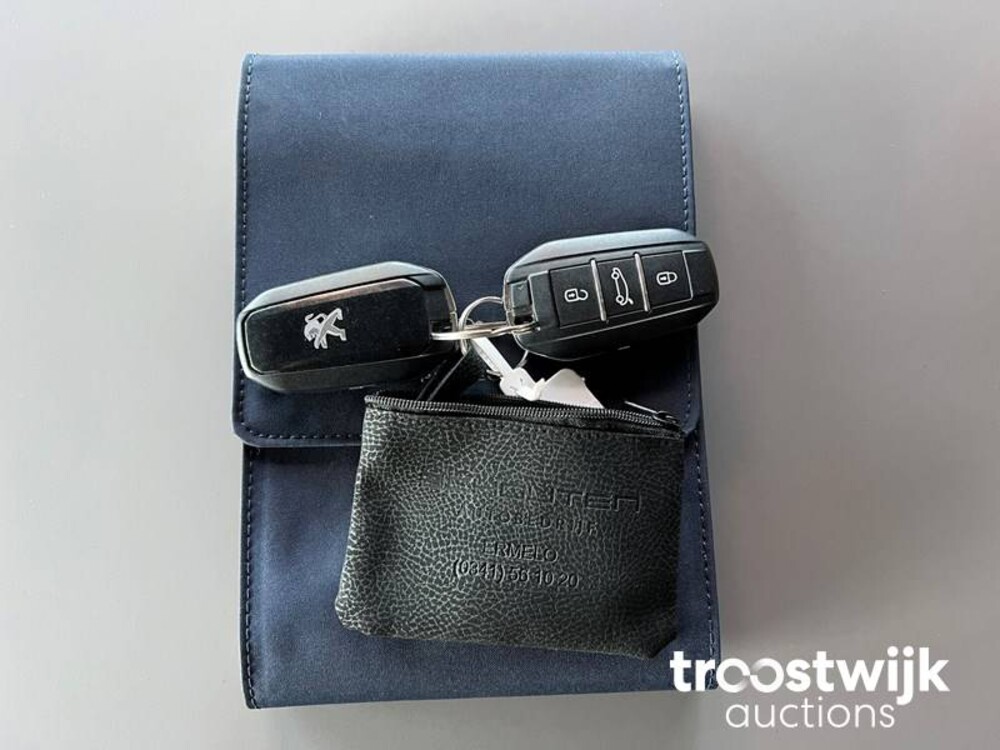 Peugeot 308 SW 1.6 e-THP GT 205 205pk 2015 -Orig. NL-, HJ-224-F