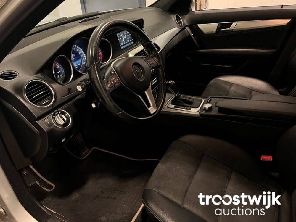 Mercedes-Benz C180 Ambition Avantgarde 156pk 2014 -Orig. NL-, 2-TFP-87