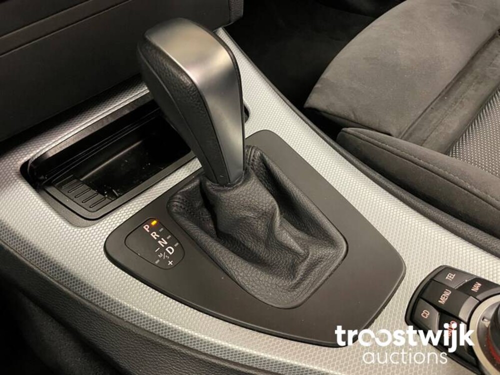 BMW 318i Touring Corporate Lease M Sport Edition 3-serie 136pk E90/E91 2013 -Orig. NL-, 90-ZLH-6