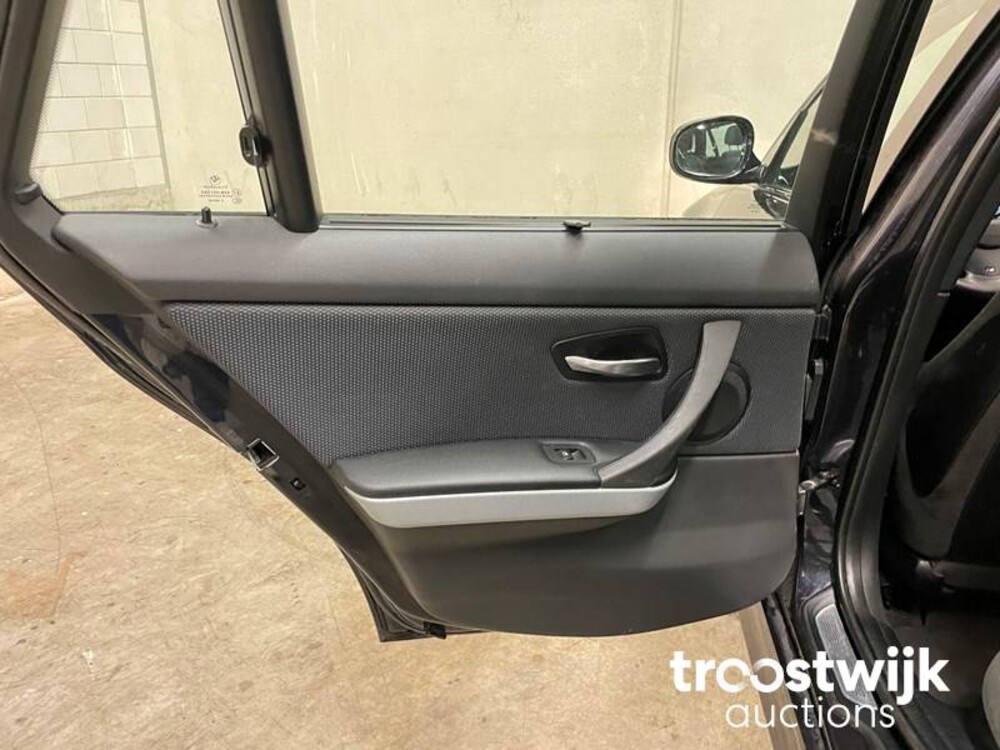 BMW 318i Touring Corporate Lease M Sport Edition 3-serie 136pk E90/E91 2013 -Orig. NL-, 90-ZLH-6