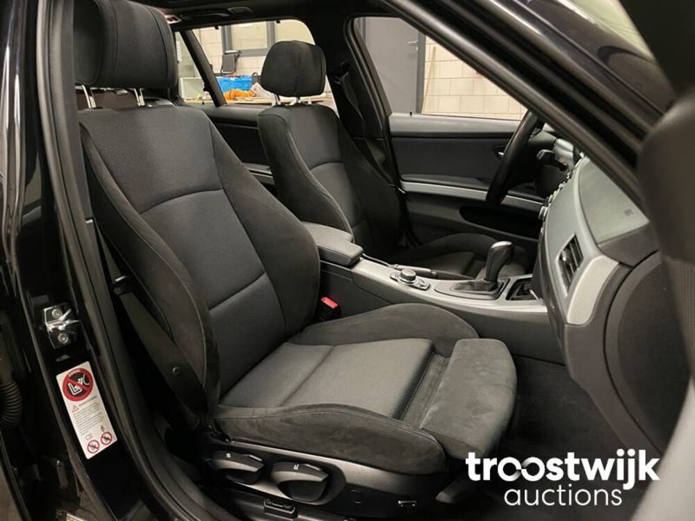 BMW 318i Touring Corporate Lease M Sport Edition 3-serie 136pk E90/E91 2013 -Orig. NL-, 90-ZLH-6