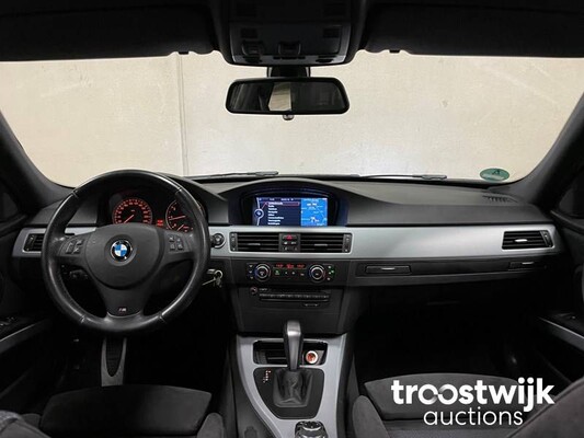 BMW 318i Touring Corporate Lease M Sport Edition 3-series 136hp E90/E91 2013 -Orig. NL-, 90-ZLH-6