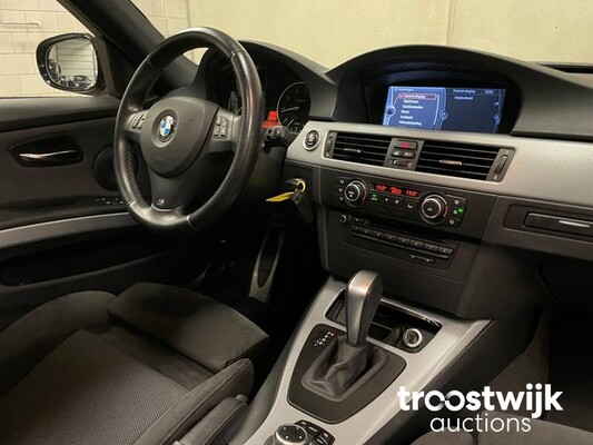 BMW 318i Touring Corporate Lease M Sport Edition 3-series 136hp E90/E91 2013 -Orig. NL-, 90-ZLH-6