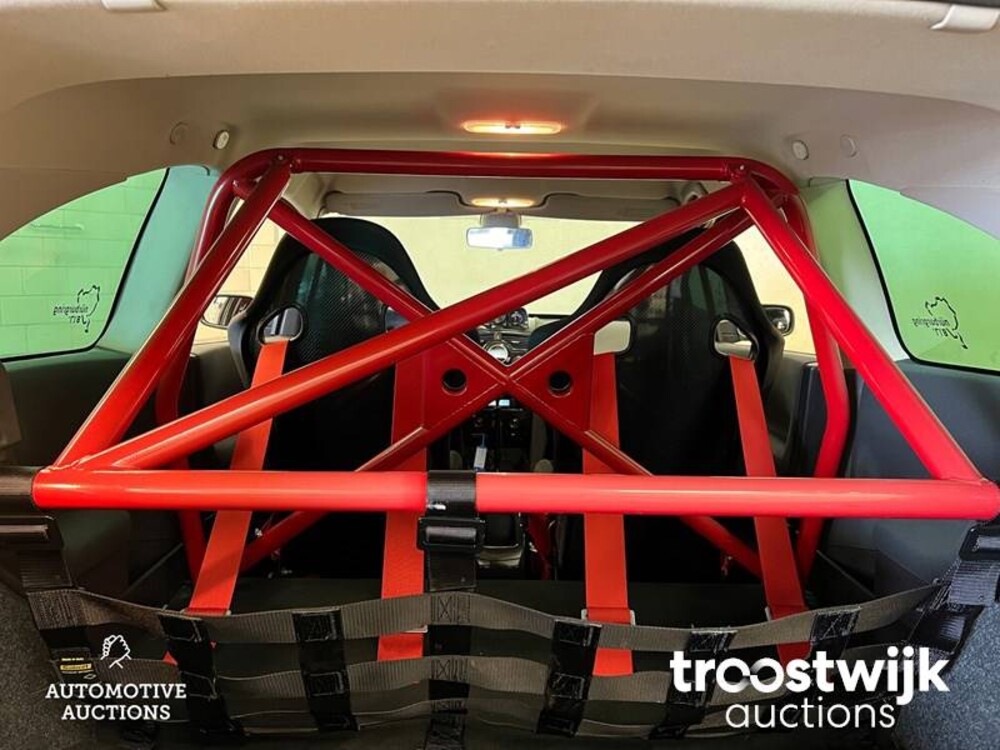 Renault Megane 2.0-16V T F1Team R26 2.0-16V 230pk 2009, L-163-GR