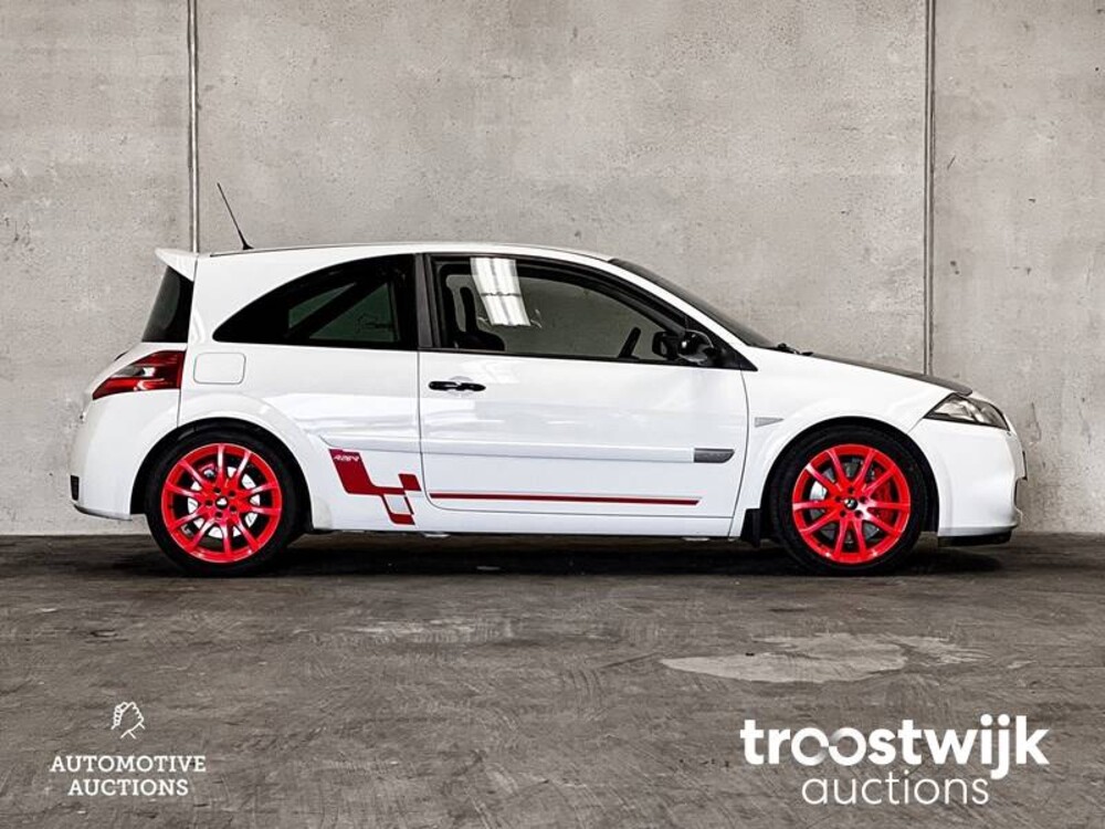 Renault Megane 2.0-16V T F1Team R26 2.0-16V 230pk 2009, L-163-GR