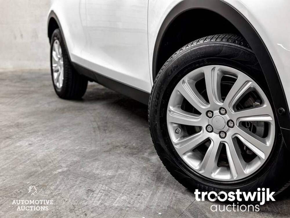 Land Rover Discovery Sport 2.0 TD4 HSE Luxury Panoramadak 179pk 4WD 2017 -Orig. NL-, NP-039-D