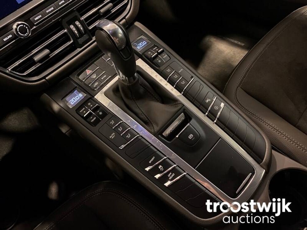 Porsche Macan 2.0 NIEUW-MODEL 245pk 2019 -Orig.NL- G-357-FZ