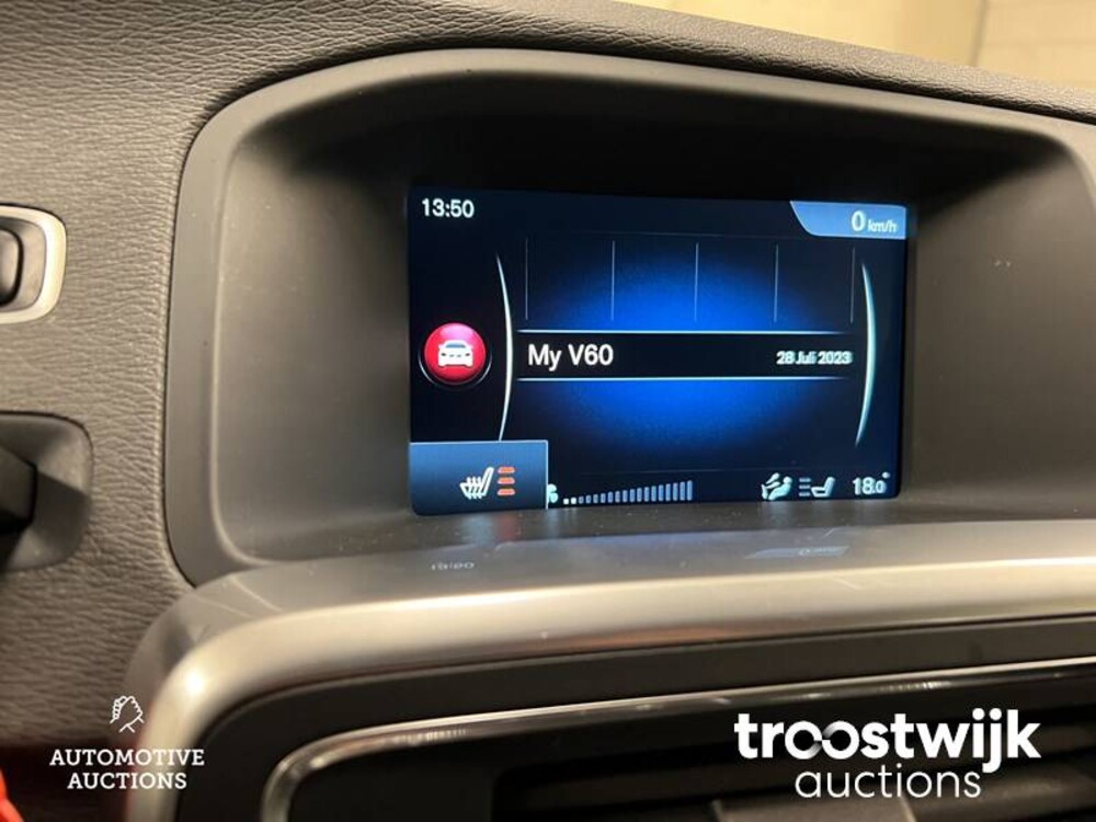 Volvo V60 2.4 D5 Twin Engine Plug-in Hybrid Special Edition 163pk 2016, -Orig. NL-, KZ-683-B