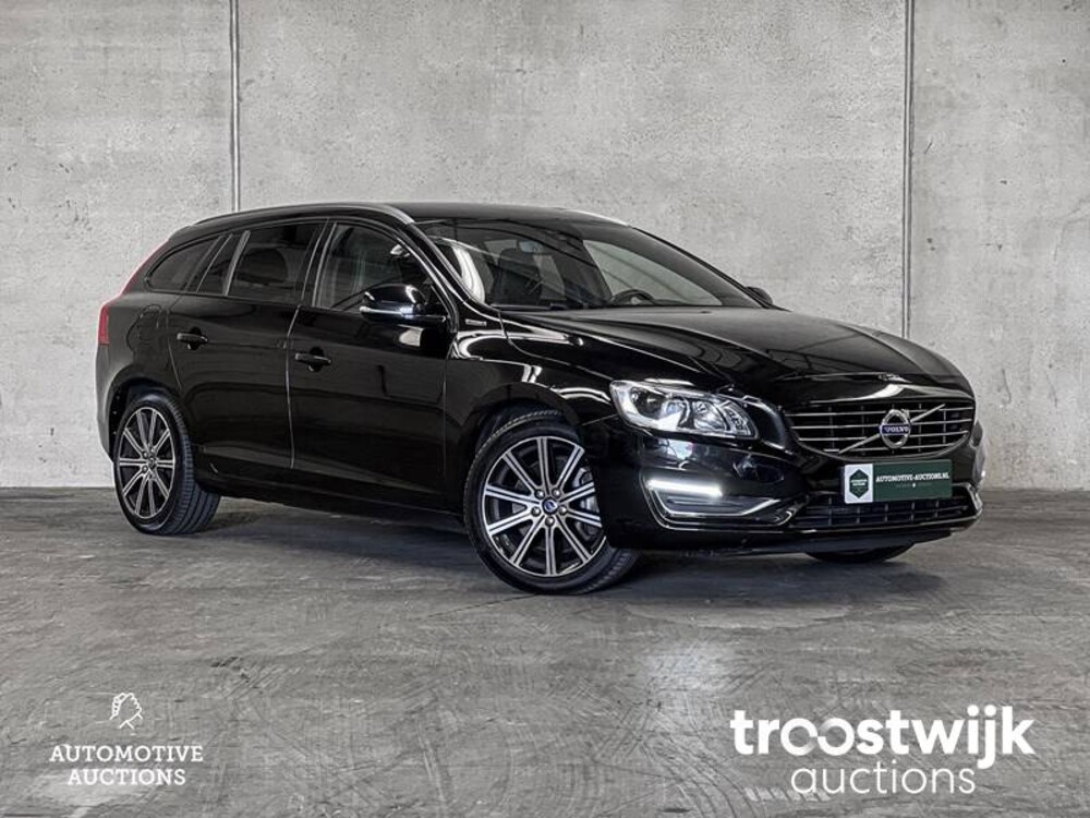 Volvo V60 2.4 D5 Twin Engine Plug-in Hybrid Special Edition 163pk 2016, -Orig. NL-, KZ-683-B