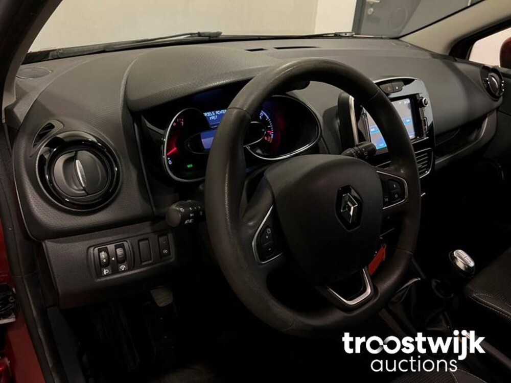Renault Clio TCe Zen 90pk 2017 -Orig. NL-, PG-557-D