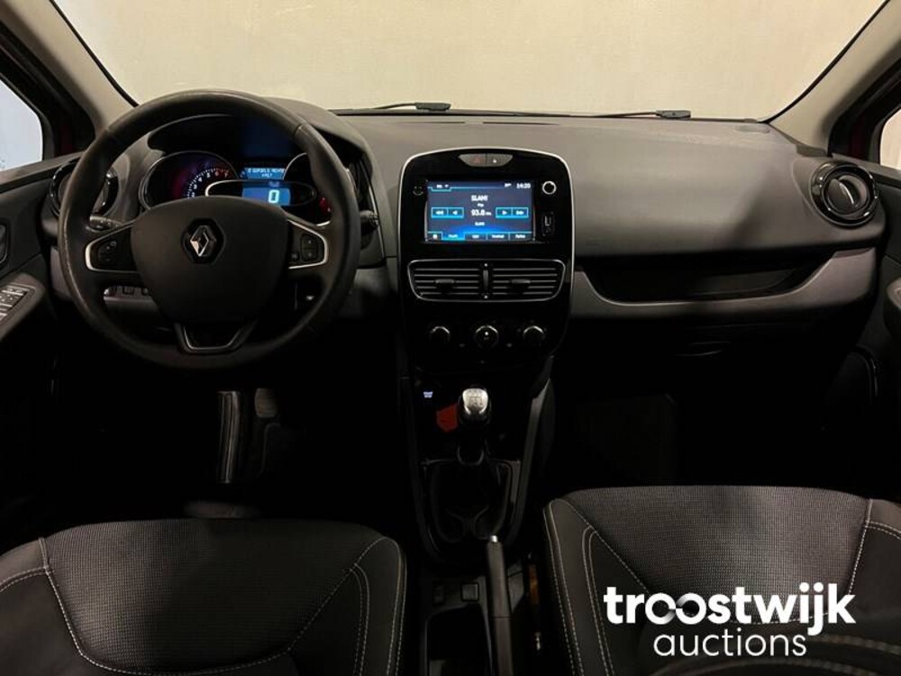 Renault Clio TCe Zen 90pk 2017 -Orig. NL-, PG-557-D
