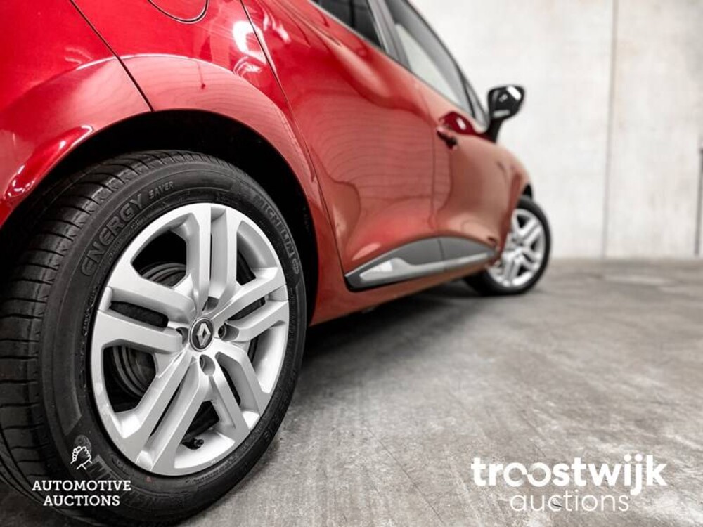 Renault Clio TCe Zen 90pk 2017 -Orig. NL-, PG-557-D