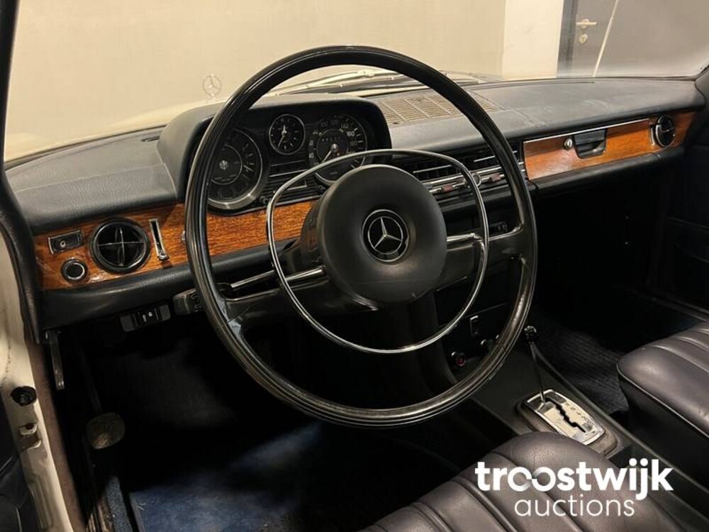 Mercedes-Benz 250ce 200-280 (W115) 160pk 1969