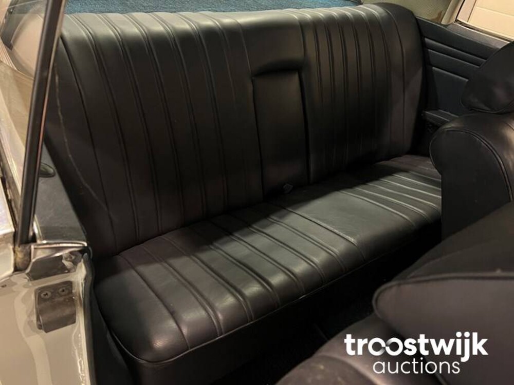 Mercedes-Benz 250ce 200-280 (W115) 160pk 1969