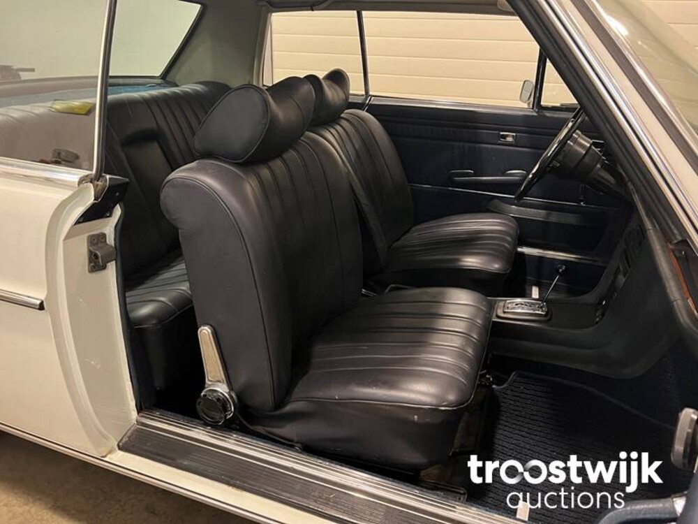 Mercedes-Benz 250ce 200-280 (W115) 160pk 1969
