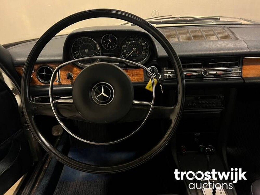 Mercedes-Benz 250ce 200-280 (W115) 160pk 1969