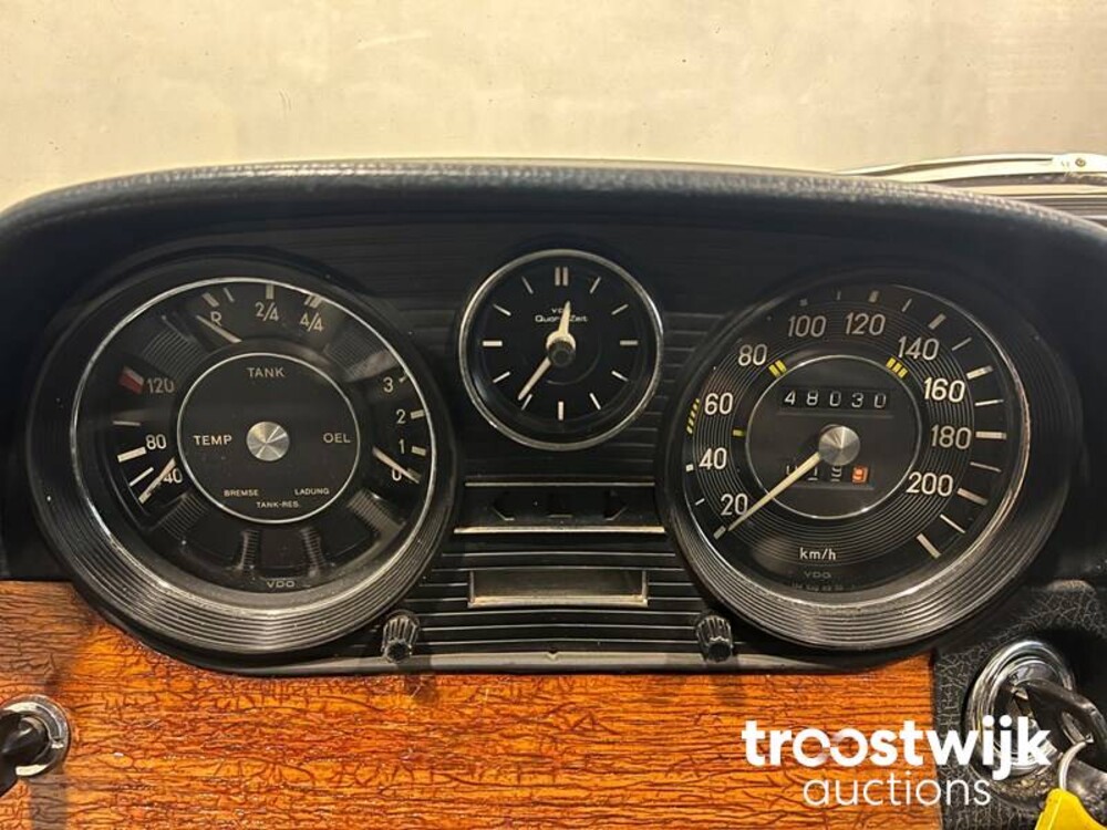 Mercedes-Benz 250ce 200-280 (W115) 160pk 1969