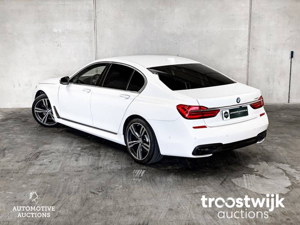 BMW 740i High Executive 326pk 2018 7-Serie, P-673-DS