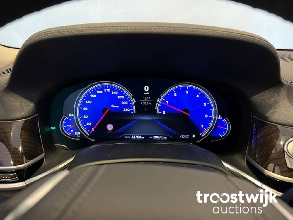 BMW 740i High Executive 326pk 2018 7-Serie, P-673-DS