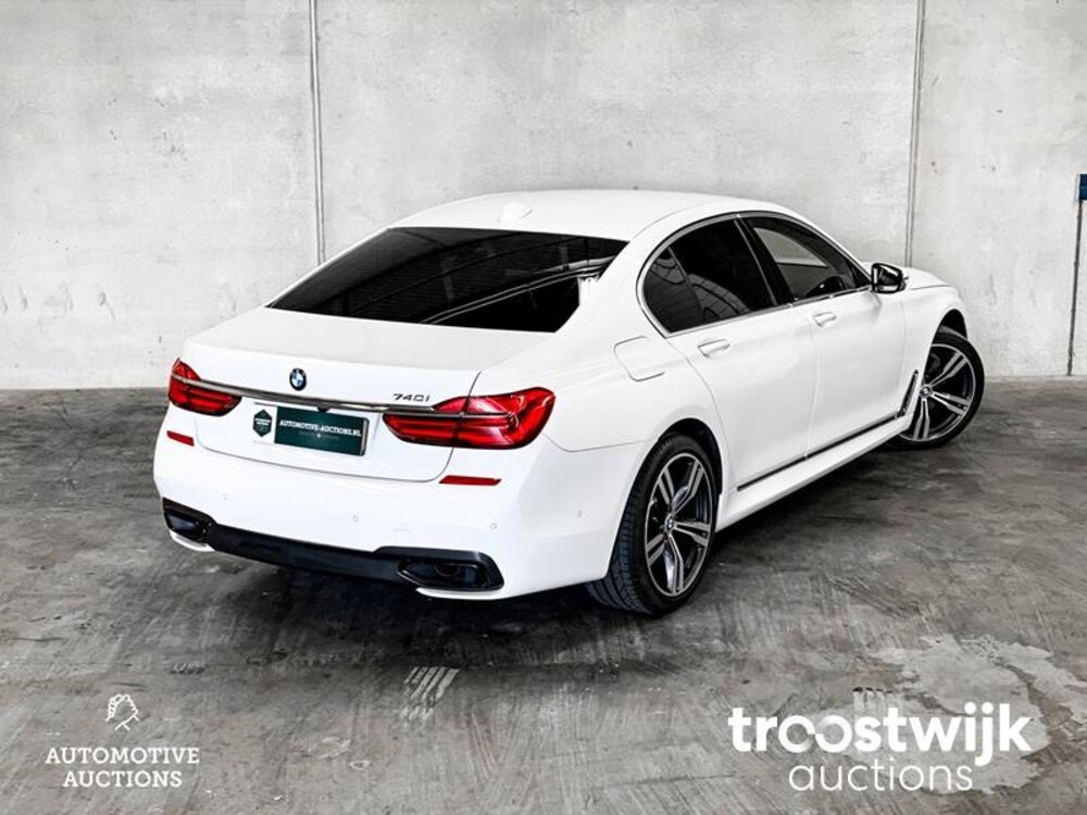BMW 740i High Executive 326pk 2018 7-Serie, P-673-DS