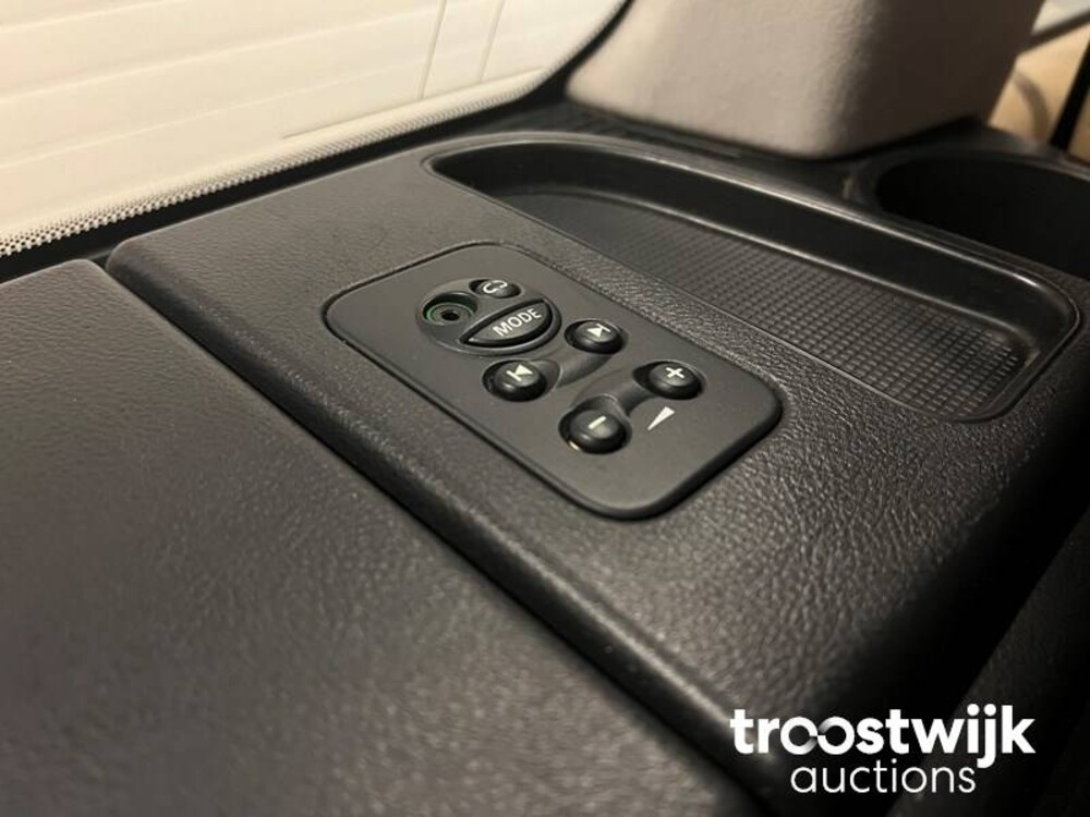 Land Rover Discovery 2.7 TdV6 HSE Premium 7-pers 190pk 2008, 98-ZG-XX