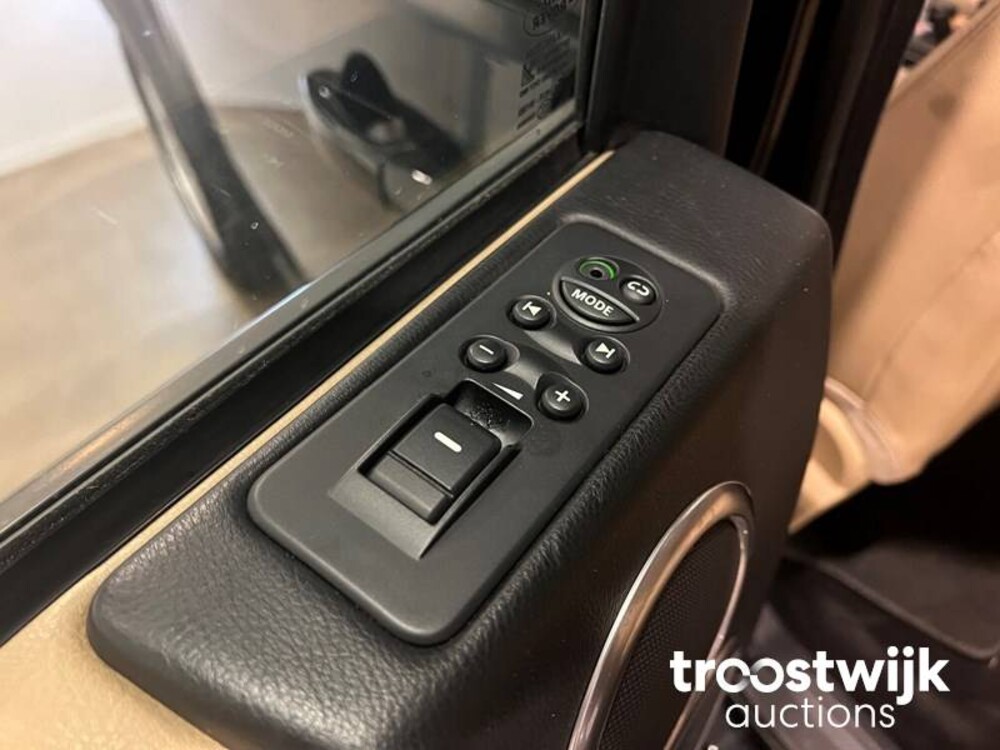 Land Rover Discovery 2.7 TdV6 HSE Premium 7-pers 190pk 2008, 98-ZG-XX