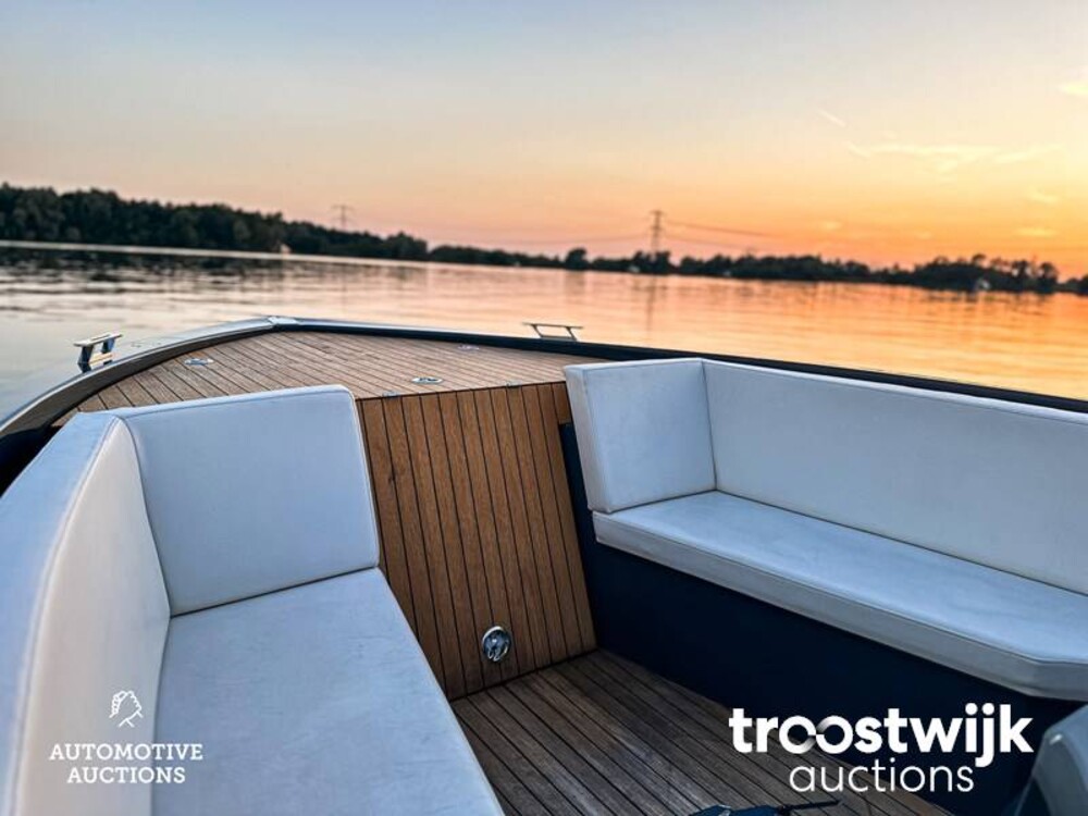 Frauscher 686 Lido 225pk V6 Volvo Penta DUOPROP