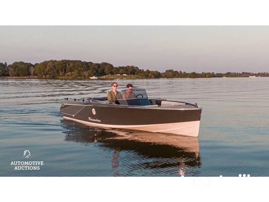 Frauscher 686 Lido 225hp V6 Volvo Penta DUOPROP