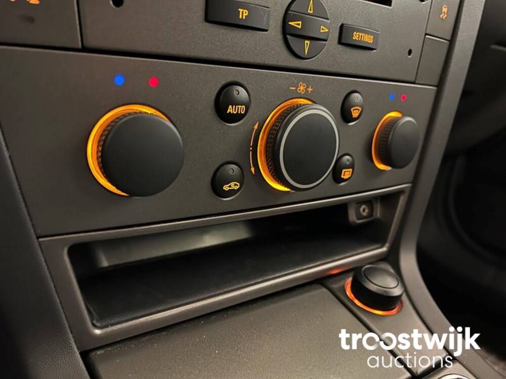 Opel Vectra GTS 2.2-16V Temptation Excellence 1-EIGENAAR 155pk 2008 -Orig. NL-, 94-ZK-ZF