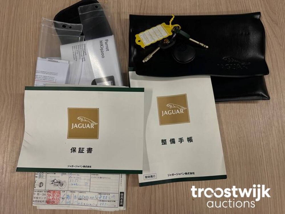 Jaguar Sovereign 4.0 241pk 1996, KF-887-F